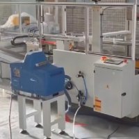 热熔胶开箱机的喷胶位置