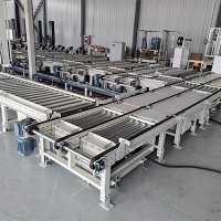 托盘输送线 L 型布局：电动转盘 vs 移载机区别与选型指南